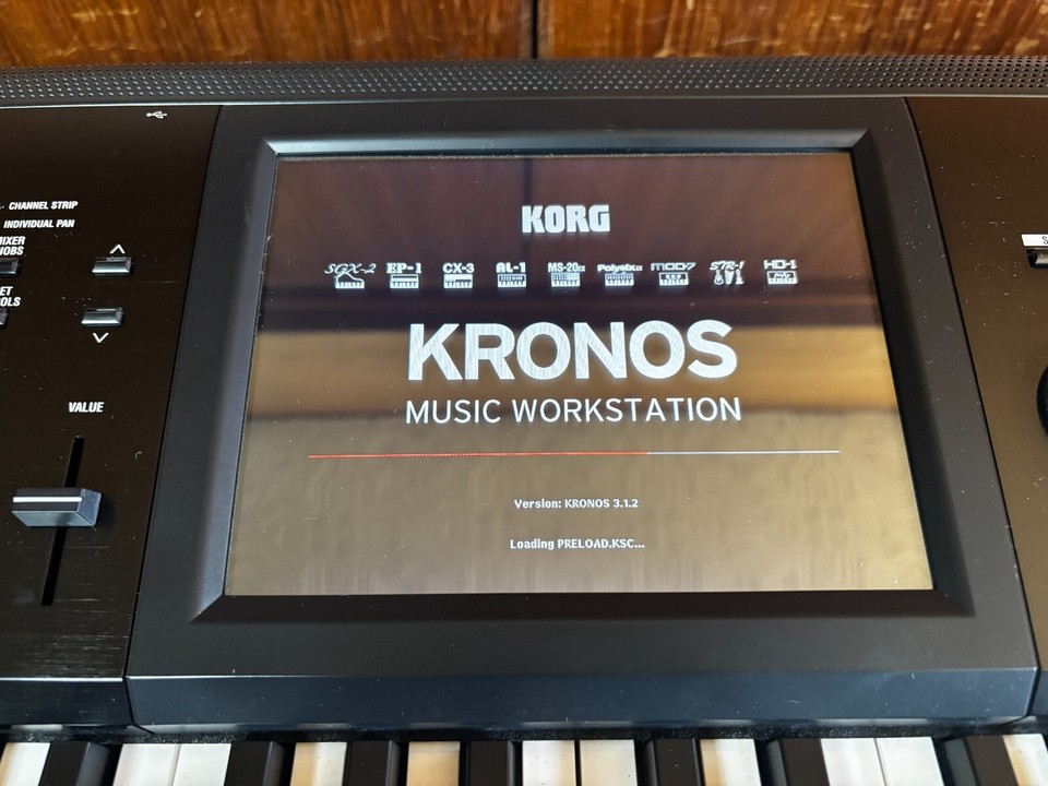 Korg Kronos 2 73 Key Workstation Keyboard ver 3.1.2 w/ case | eBay