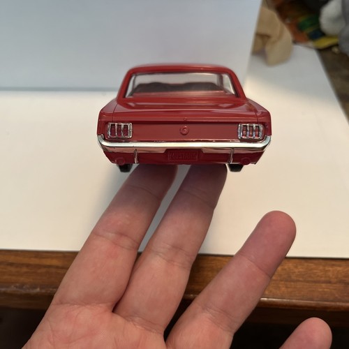 1965 Mustang Plastic Promo Model By AMT 1/25 Scale Red - Picture 8 of 12