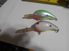 2 VINTAGE BANDIT FISHING LURES TACKLE BOX FIND