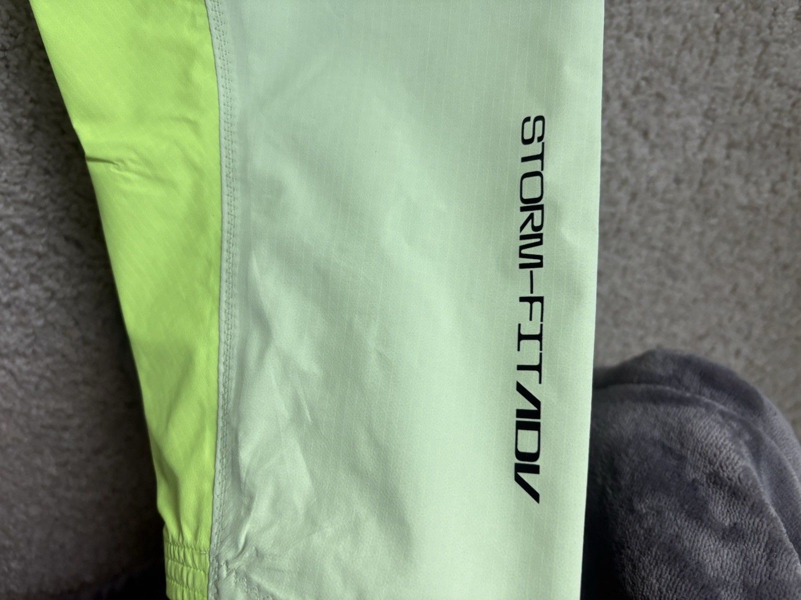 Men's XL Nike Cosmic Peaks Trail Storm-FIT Running Jacket - Green image 8