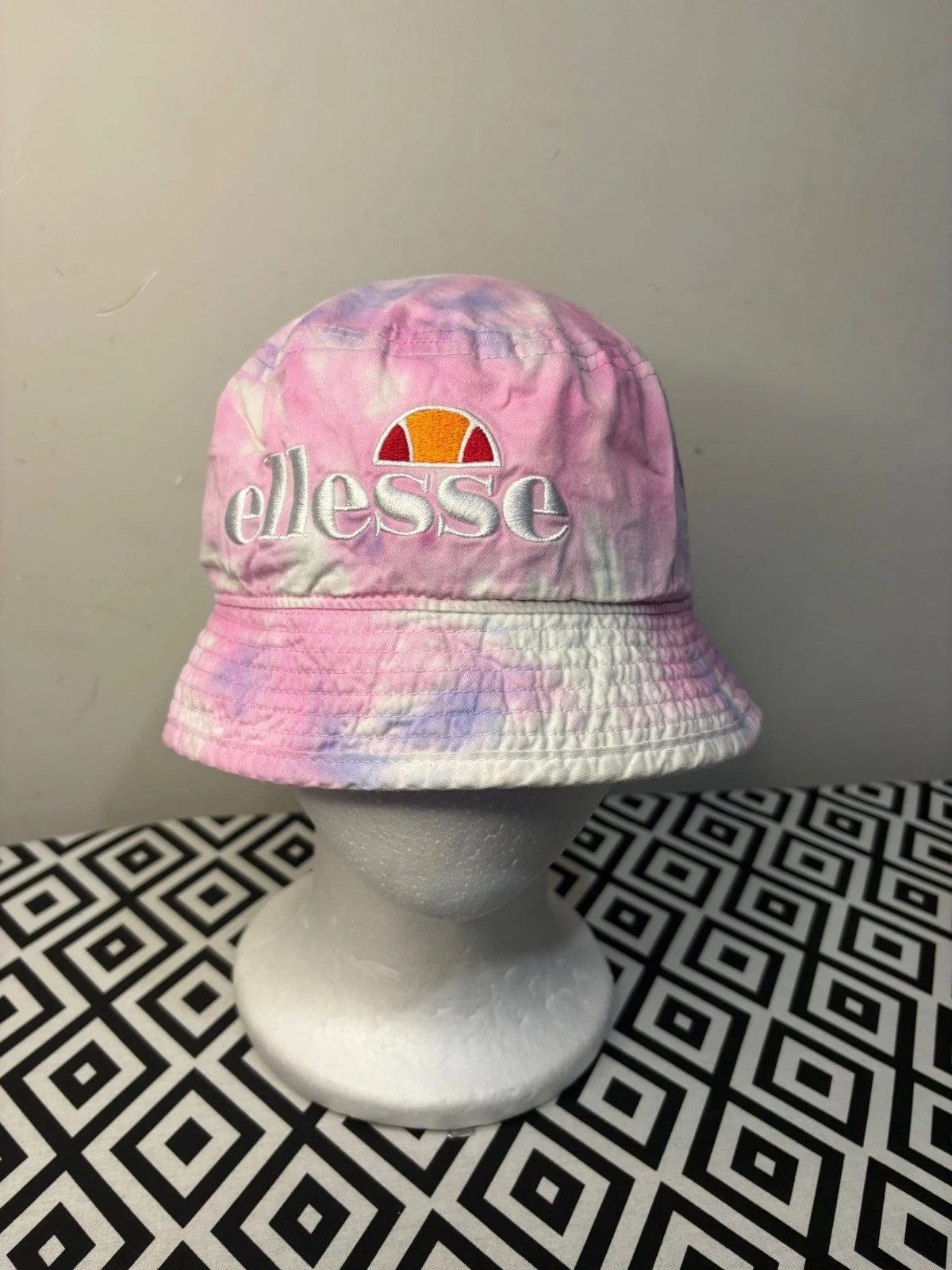 Ellesse Bucket Hat Tie Dye Pink Festival Streetwear Summer