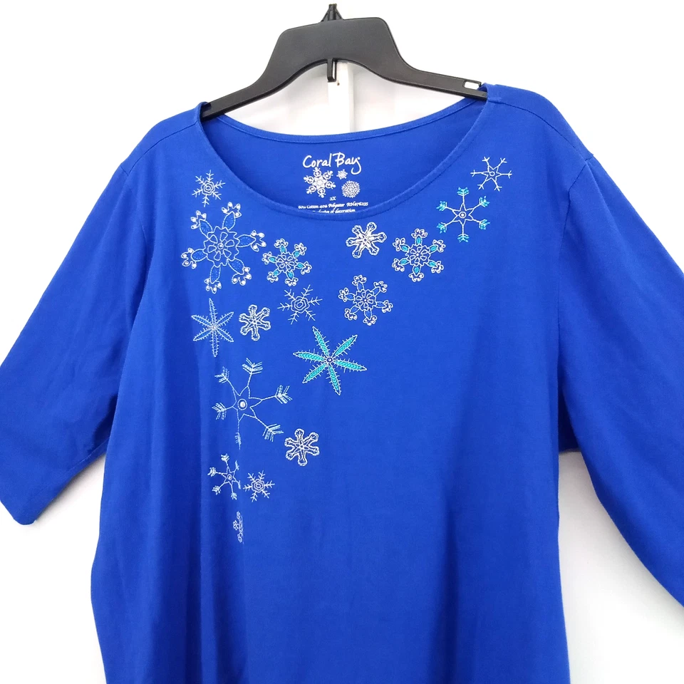 Camisa Coral Bay Mujer Talla 2X Azul Cuentas Bordada Copos de Nieve Top de Vacaciones Foto 2 de 4