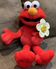 SESEME STREET SINGING ELMO LOVES YOU DAISY LIGHTS UP TALKING 16 PLUSH RARE