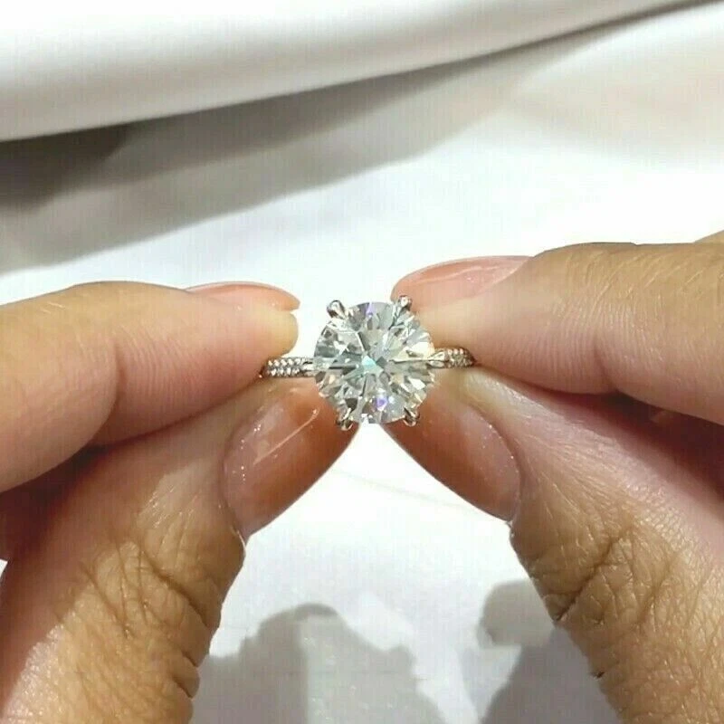 Simulated moissanite shop
