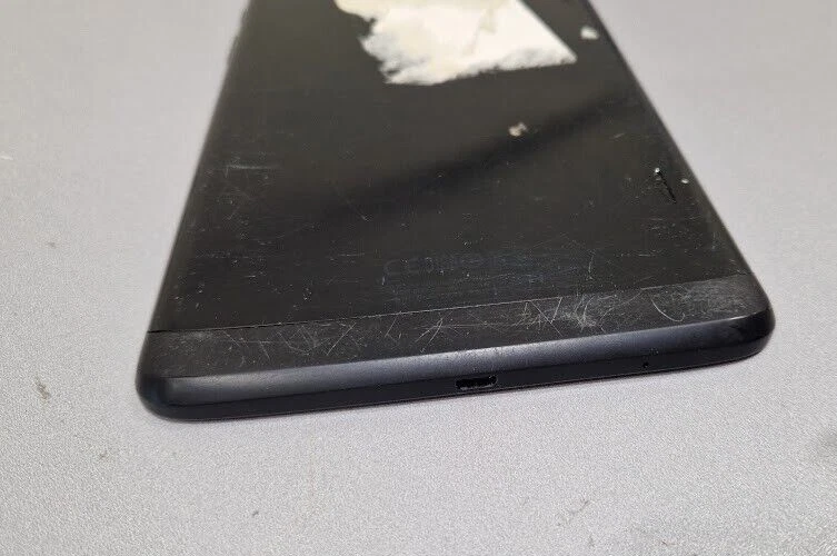 LG-V500 Tablett Broken Display Ohne Ladegerät Hat Kratzer Nicht Aktiv für Teile - Bild 4 von 4