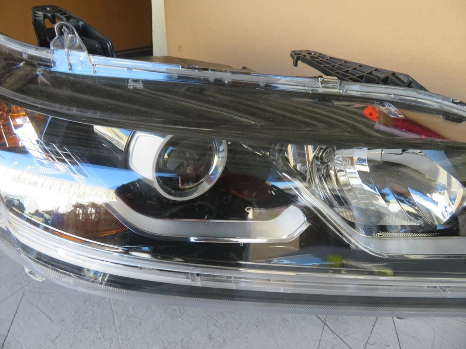 NEW 2016-2017 HONDA ACCORD COUPE PASSENGER RIGHT HEADLIGHT DEPO MANUFACTORED - Imagem 3 de 4