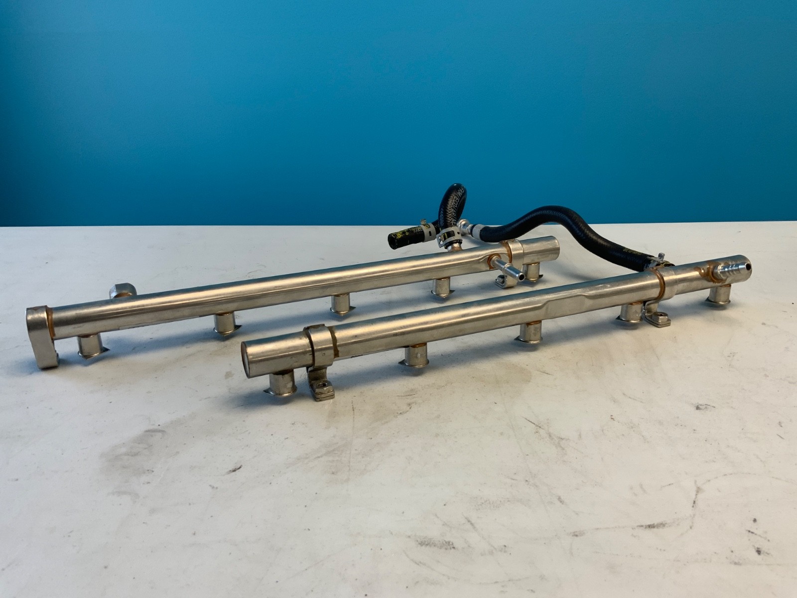 2018+ OEM Audi R8 V10 Fuel Rails