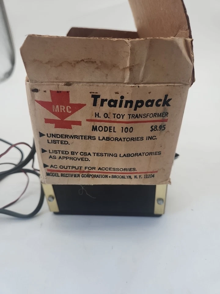 MRC Trainpack Model 100 for HO Scale Variable DC and fixed AC circuits No Tested - Image 2 of 4