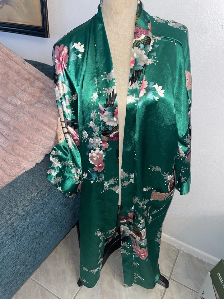 女式均码绿色和服长袍 — 第 2/4 张图片