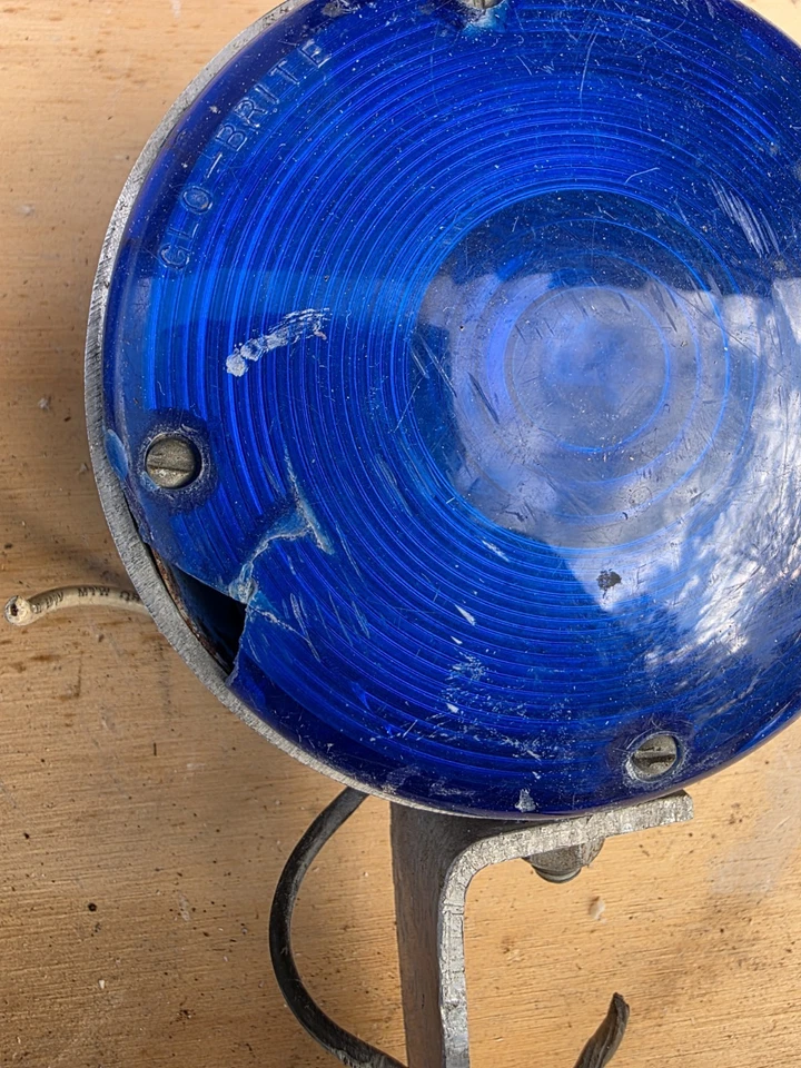 Пара винтажных синих пожарных полицейских огней Glo Brite - Изображение 3 из 4