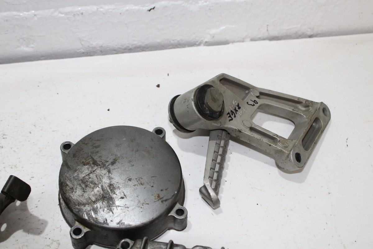 1993 KAWASAKI NINJA ZX6 ZX600E PARTS AND HARDWARE NUTS BOLTS