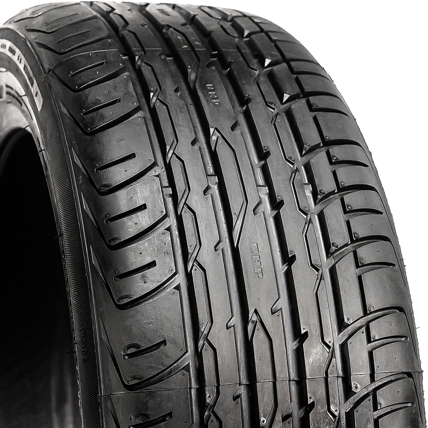 4 Tires Advanta HP Z01 255/45ZR19 255/45R19 104W XL A/S High