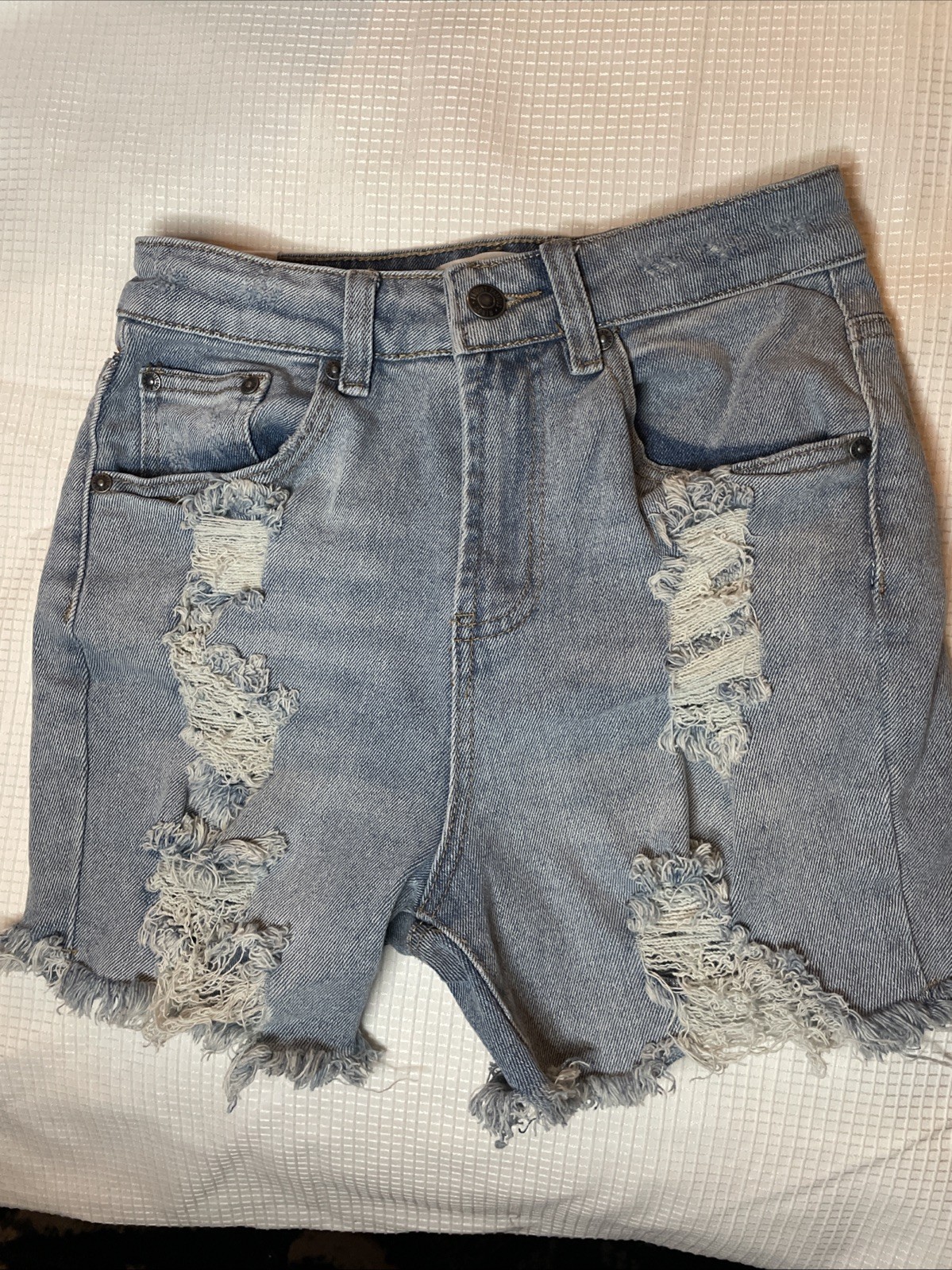 Juniors Almost Famous Five Pocket Denim Distressed Frayed Shorts Size 0