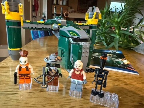 New ListingLEGO 7930 - Bounty Hunter Assault Gunship - all minifigs & manual Star Wars