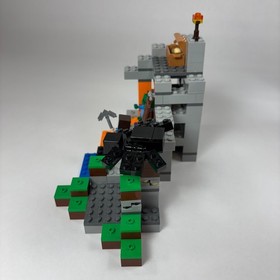 Lego Minecraft The Cave # 21113 - 100% Complete