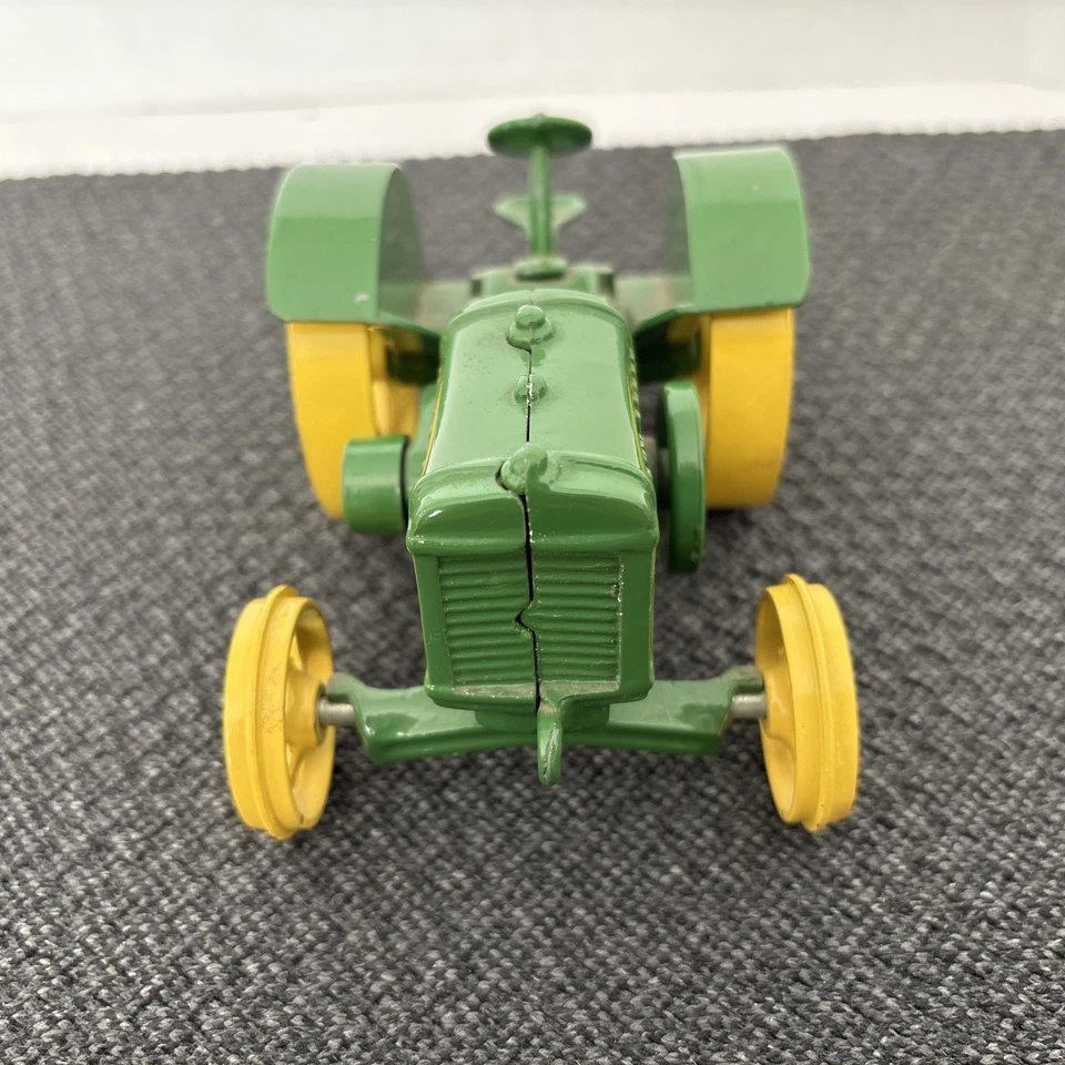Tractor John Deere 1923 Modelo D Años 70 Ertl Die Cast Metal 1/16 De Colección ¡BONITO! Foto 3 de 4