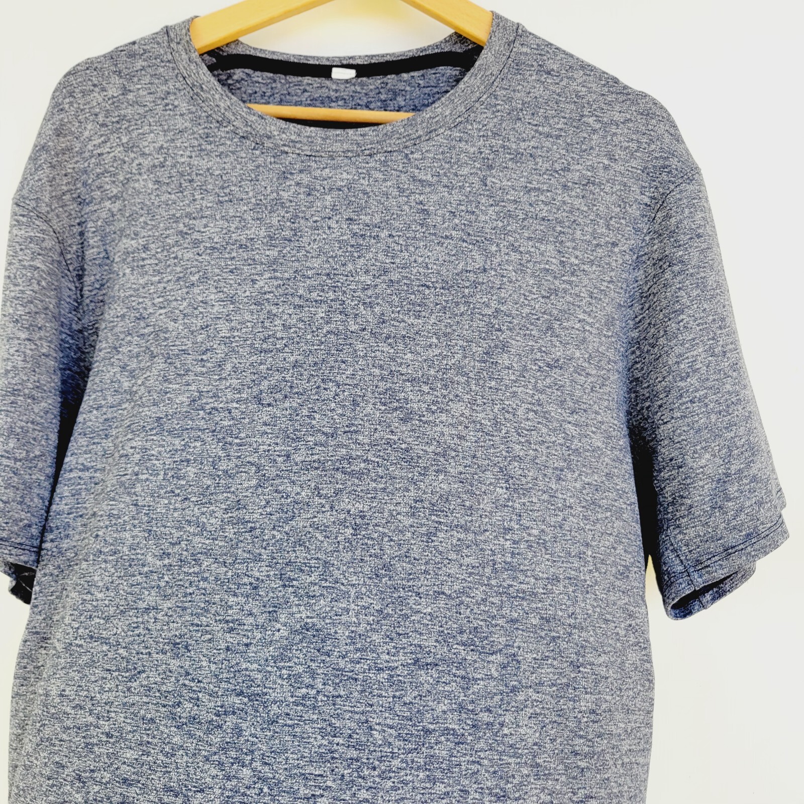 Lululemon Basic Tee Short Sleeve Activewear Crewn… - image 2