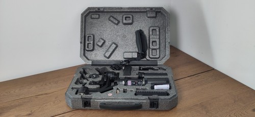 Zhiyun Crane 2S Gimbal with side handle - Picture 12 of 21
