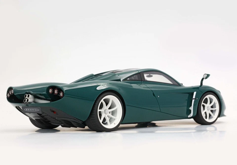 BBR Pagani Huayra Codalunga British Racing Green 1/18. P18228F1 - Imagen 4 de 4