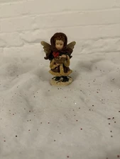 Christmas Angel Figurine Vintage Holding Heart Gold Wings
