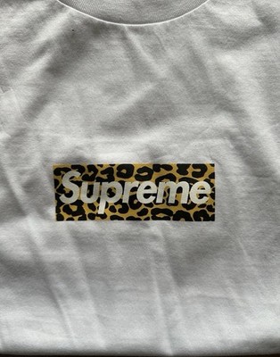 Supreme Box Logo Shanghai Exclusive T Shirt Size M + Size L Used