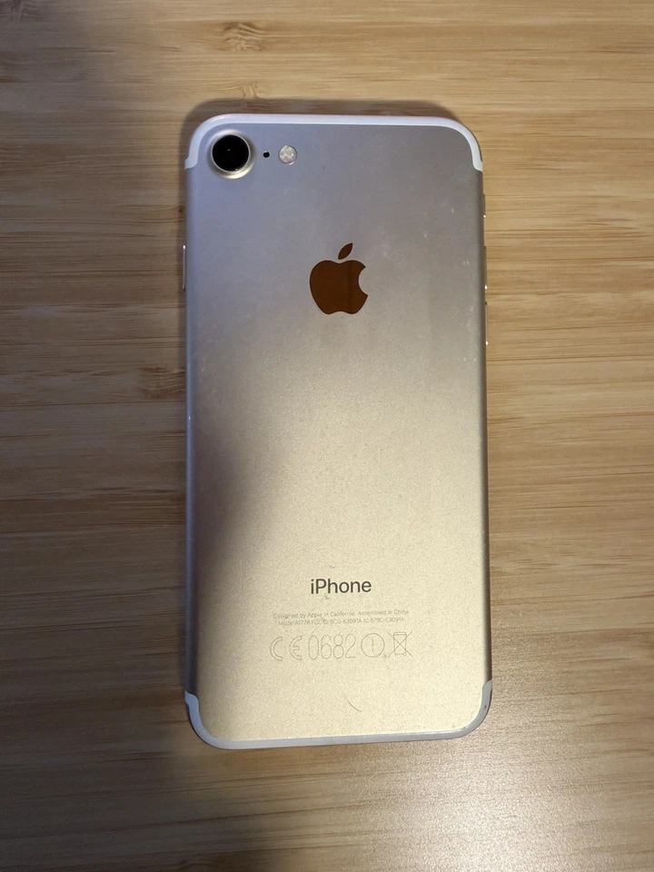 Apple iPhone 7 - 128GB - Oro Rosa (Sbloccato) - Immagine 3 di 4