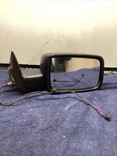 2019 2020 2021 2022 2023 Dodge Ram 1500 3.6L RH Passenger Door Mirror 68147862AQ