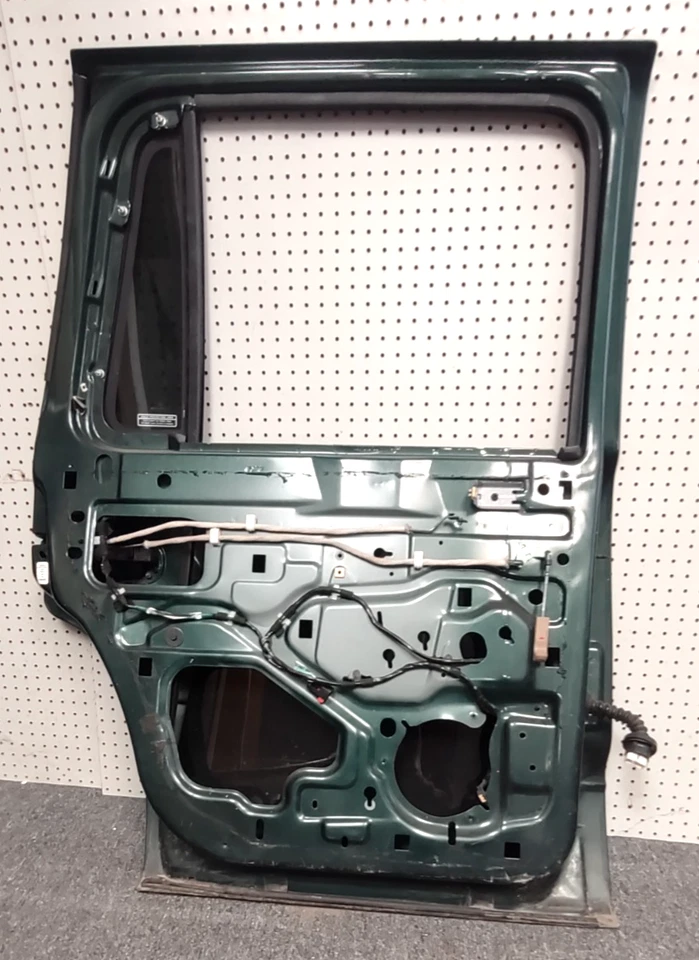 Тонированное стекло для задней стороны левой двери водителя PW & PL 98-03 Dodge Durango / Dakota - Изображение 3 из 4