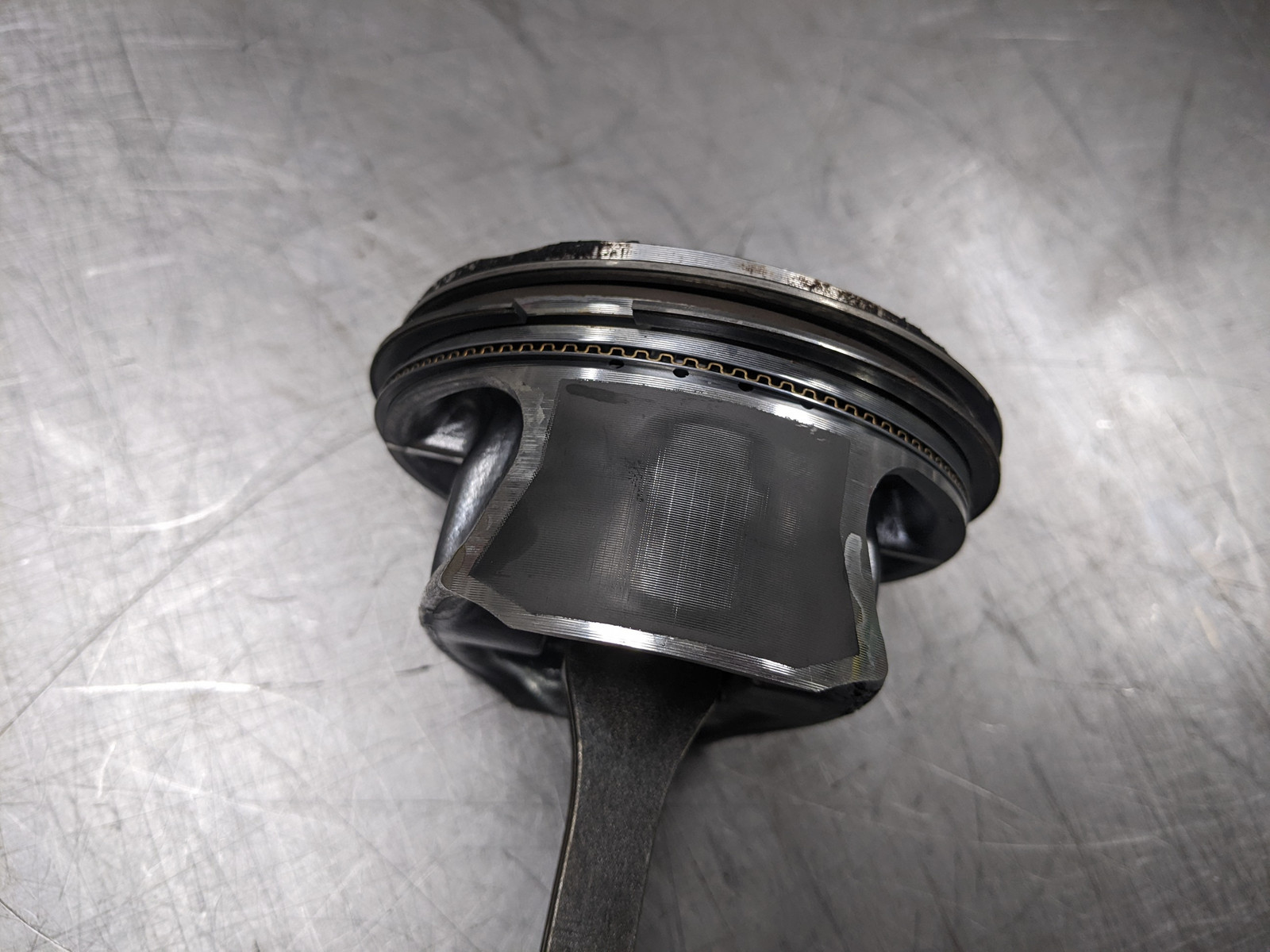 Piston and Connecting Rod Standard 19-22 Ford F-250 Super Duty 6.2 AL3E6108AL