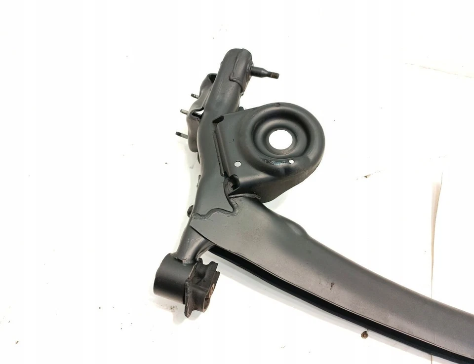 2004 2005 2006 2007 2010 Toyota Sienna Rear Loaded Axle Beam Crossmember AWD 2WD - Image 3 of 4