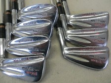 WILSON STAFF DYNAPOWER BULLET BACK PATTY PERG 4-PW IRON SET LADY ALUMINUM RH