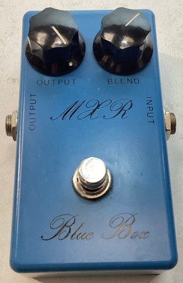 M.X.R. INNOVATIONS blaue Box Vintage 1975 VERZERRUNG in außergewöhnlichem Zustand