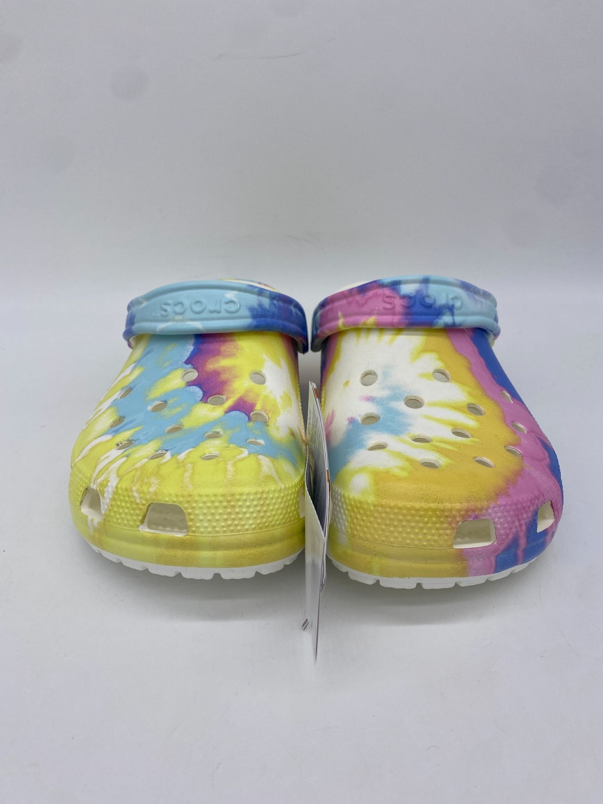 shoe lace crocs