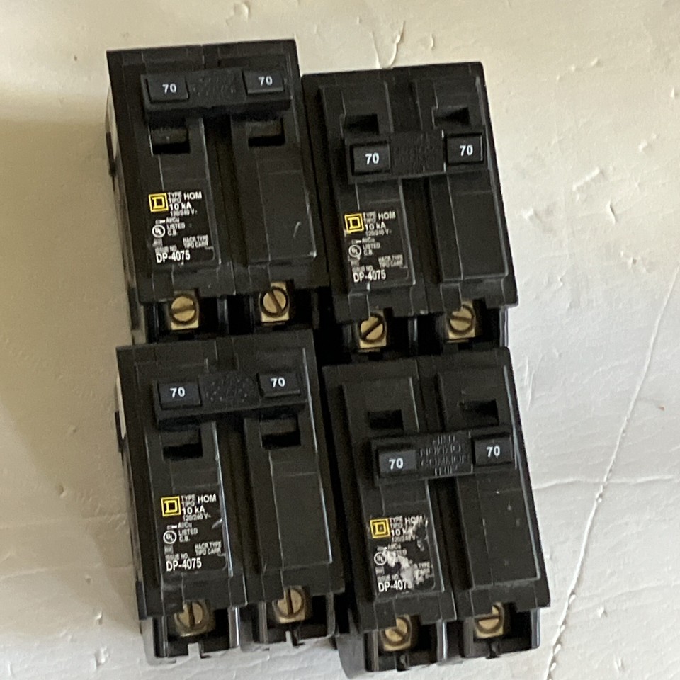 Square D Homeline Circuit Breaker 2Pole 70A 120/240 VAC HOM270