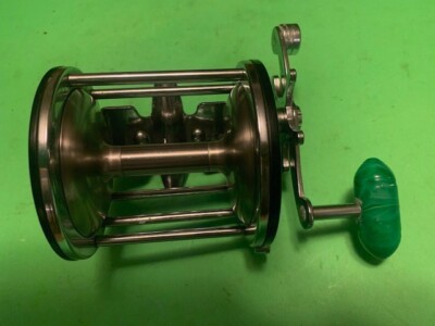 VINTAGE PENN LONG BEACH NO. 68 CONVENTIONAL FISHING REEL