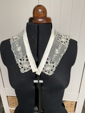 decorative vintage lace and cotton collars to add to an outfit