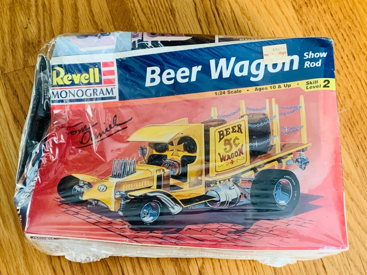Monogram 1995 Tom Daniel's Beer Wagon Show Rod Model Kit 1