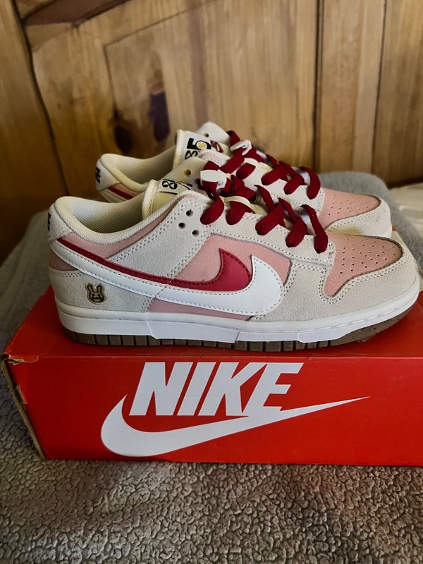 NEW Nike Dunks Pink Double Swooch Year of the RABBIT Youth shoes