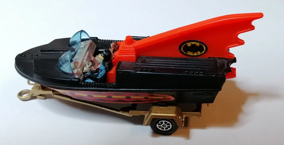 CORGI TOYS 107 BATBOAT 2° EDIZIONE - 1978 - Immagine 3 di 4