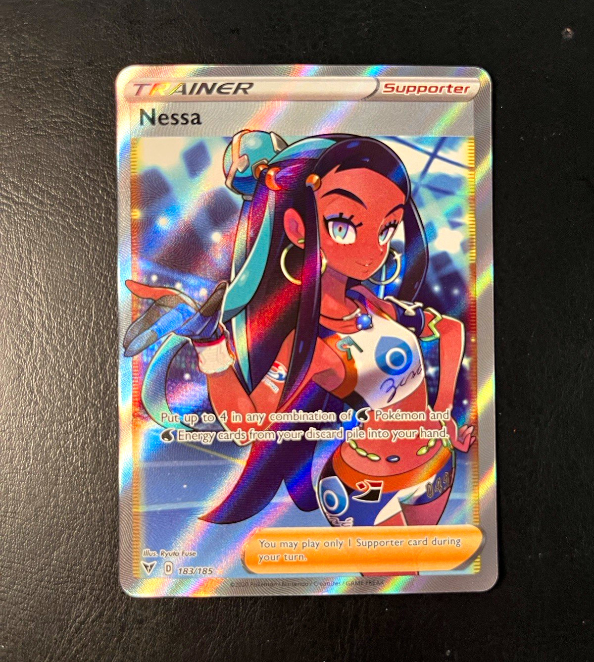 Nessa 183/185 Swsh04 Vivid Voltage Ultra Rare Full Art Trainer Holo