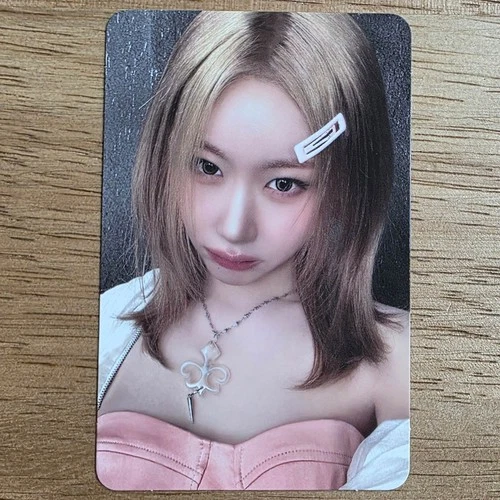 Chaeryeong Official Photocard Itzy Motto Photobook A Ver. Genuine Kpop