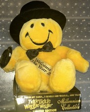 Happy New Year - Smiley Plush Millennium 2000 w/Top Hat and Sash - New in Box