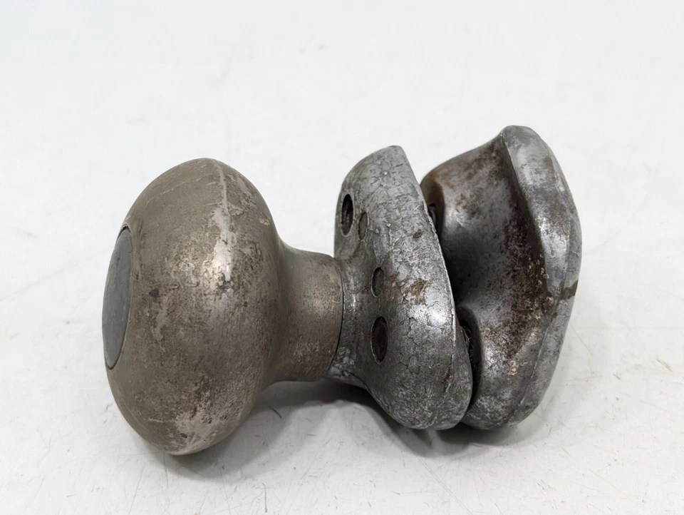 VINTAGE 1930s 1940s LARGE ACCESSORY SUICIDE STEERING KNOB - Tractor, Rat Rod - Image 4 of 4