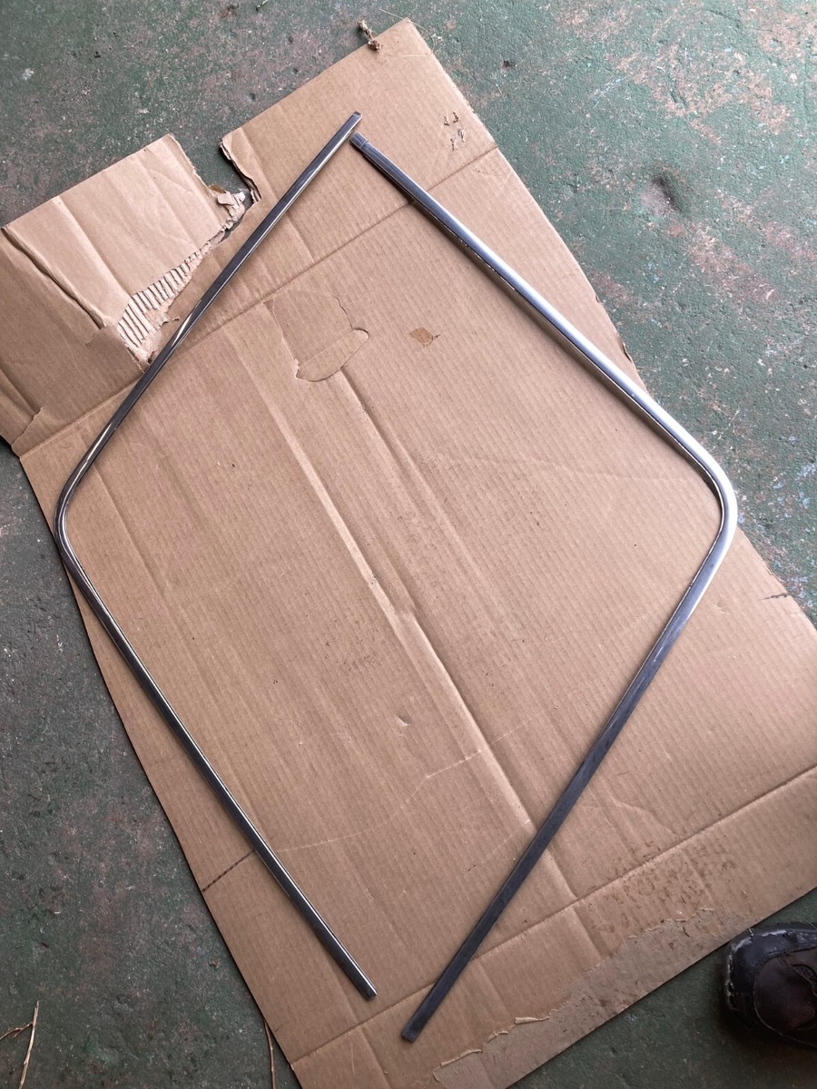 Jaguar XJ6, XJ40 1988-94 Front Windshield Upper Chrome Mouldings