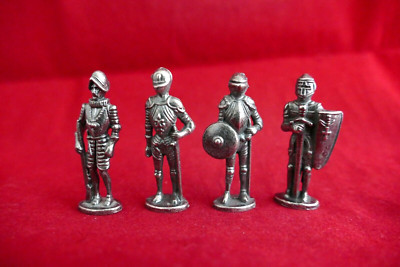 Kinder Surprise Westair Figur ? 4 Ritter - ovale Sockel