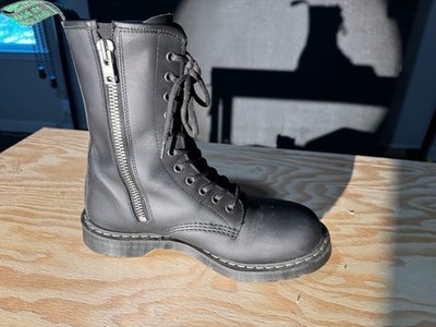 Black Greasy Solovair Boots For Sale **Left Boot Only** Solovair