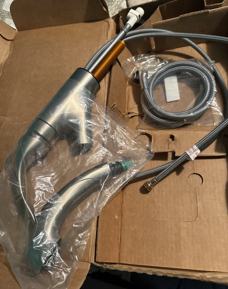 Nuevo Grifo Extraíble Cocina Moen Integra Resistencia a Manchas Acero Inoxidable Cepillado Foto 2 de 4