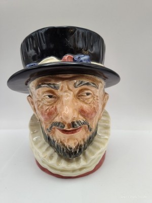 Royal Doulton Large 6'' Hand Painted 1946 Beefeater Toby Jug