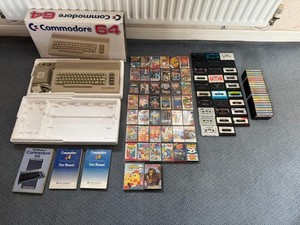 COMMODORE 64 C64 Jeu Rouge Lune - Level 9 Informatique - Palourde Étui