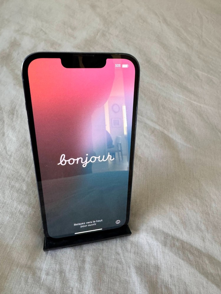 Apple iPhone 13 Pro - 256 GB - Factory Unlocked - Very Good Condition